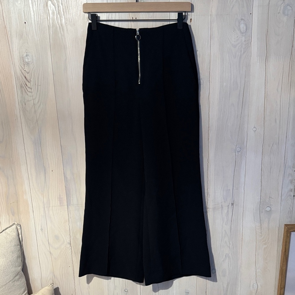Aritzia Wilfred Pants size 4